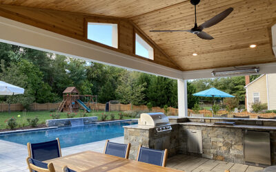 Accenting Pools and Outdoor Living Areas with Real Stone Veneer