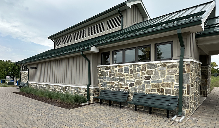Park facilities with real stone veneer, Natural Facing Ramone Brown Mosaic real stone veneer