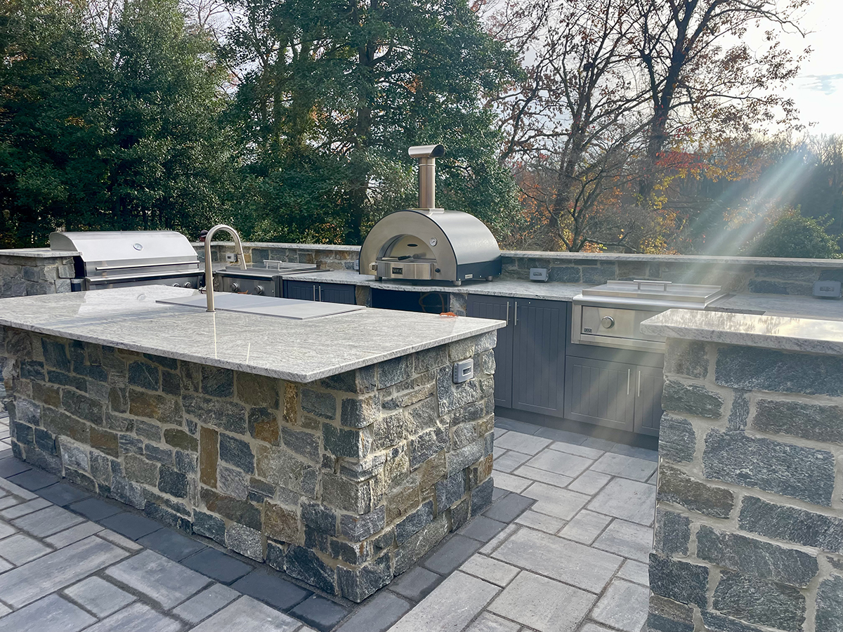 Natural Facing Ocean Blue Ledgestone Real Stone Veneer Kitchen